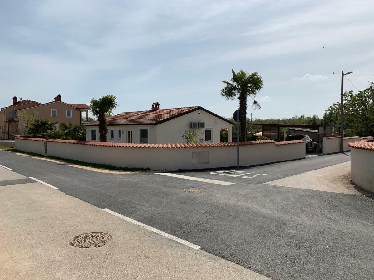 Palme Villa Porec Exterior photo